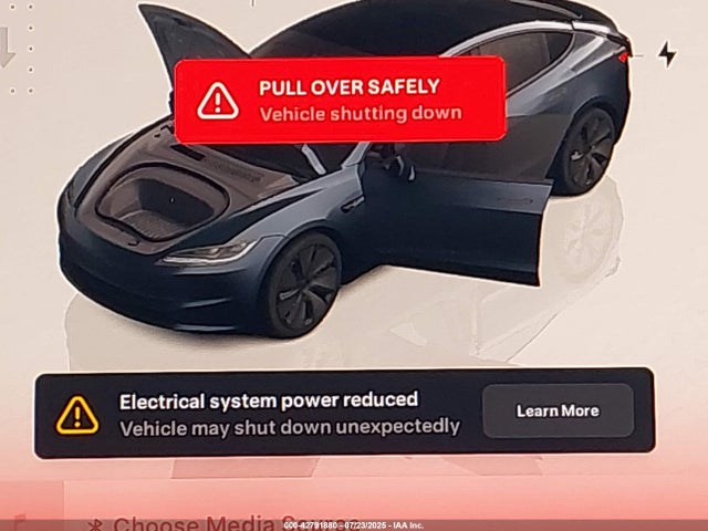 5YJ3E1EA3SF980351 Tesla MODEL 3