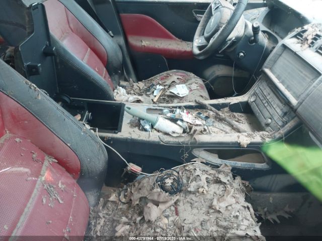 2018 JAGUAR F-PACE SADCL2FX6JA255823 Photo 4