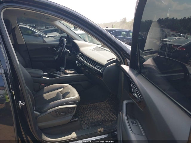 2017 AUDI Q7 WA1LAAF72HD028837 Photo 4