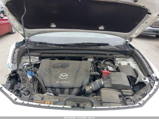 Mazda py 2022 3MVDMBDL7NM420346 Image 10