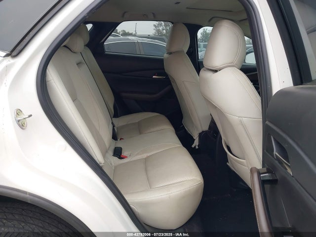 Mazda py 2022 3MVDMBDL7NM420346 Image 8