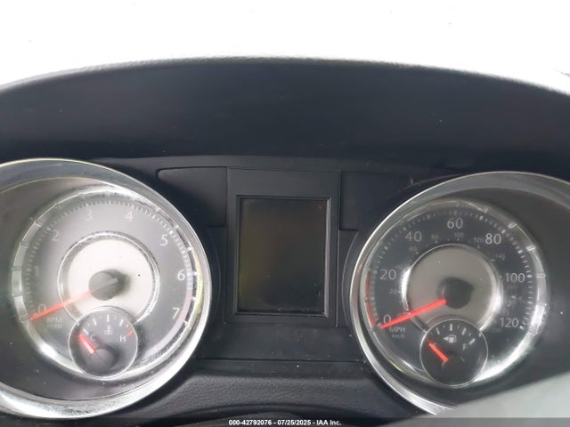 2C4RC1CG1GR150423 Chrysler Town and Country