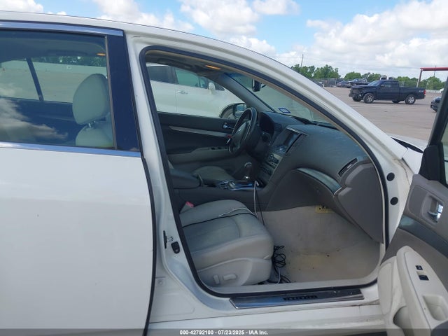 JN1CV6AR3FM524794 Infiniti 2015