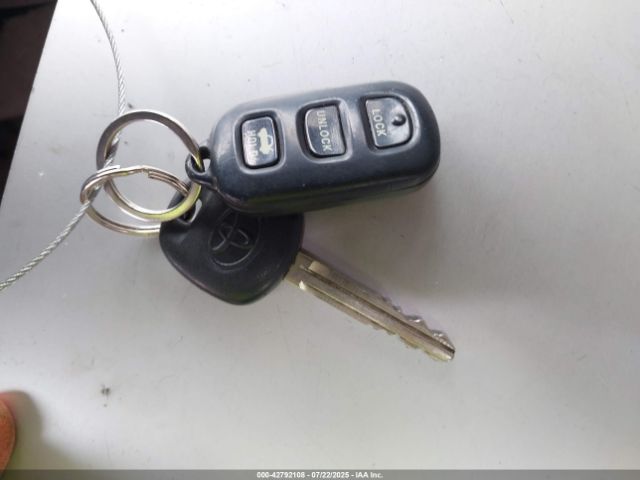 2004 TOYOTA CAMRY 4T1BE30K24U361494 Photo 10