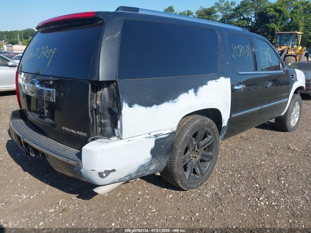 2008 CADILLAC ESCALADE ESV 1GYFK66838R184338 Photo 3