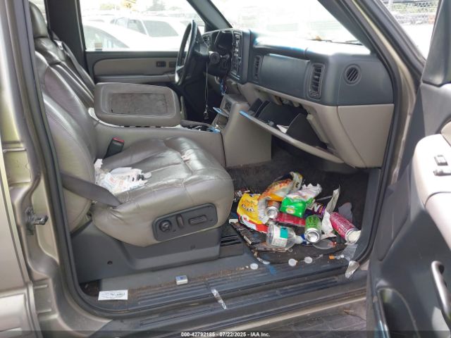 2001 CHEVROLET SUBURBAN 1500 1GNFK16T81J262251 Photo 4