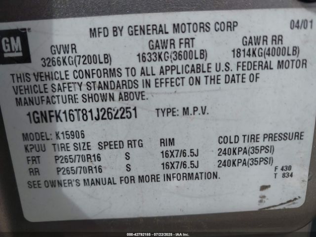 2001 CHEVROLET SUBURBAN 1500 1GNFK16T81J262251 Photo 8