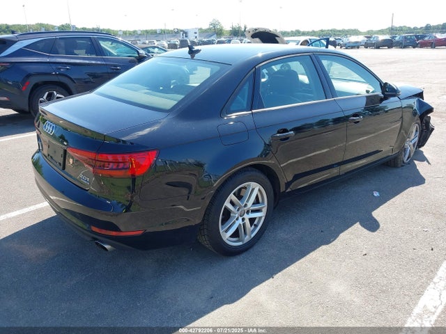 2017 AUDI A4 WAUANAF45HN030631 Photo 3