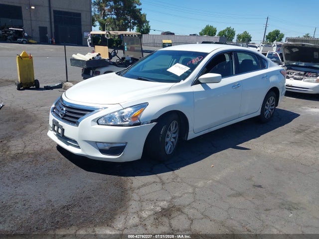 1N4AL3APXFC235947 Nissan 2015