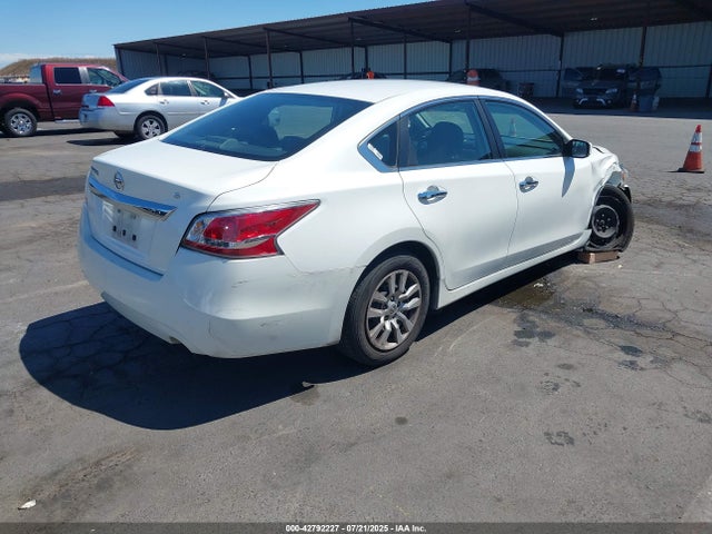 1N4AL3APXFC235947 Nissan 2015