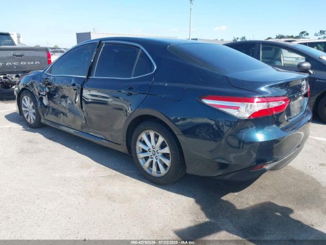 2018 TOYOTA CAMRY JTNB11HKXJ3048991 Photo 2