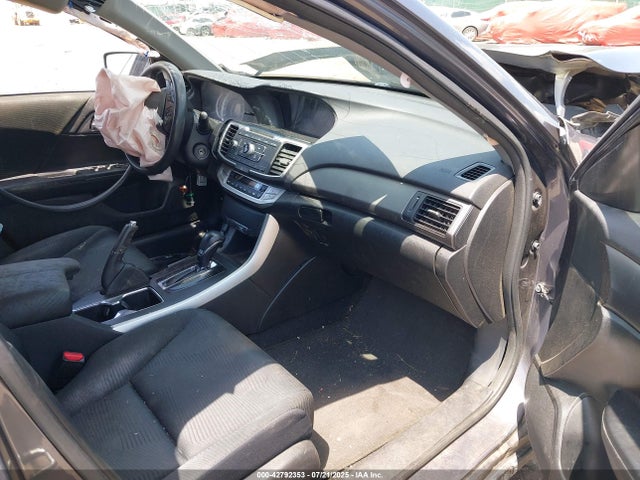 Honda k24w1 2014 1HGCR2F35EA117706 Image 5
