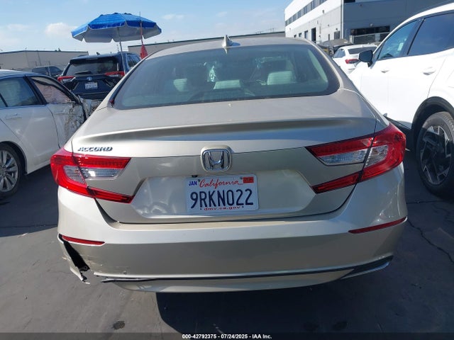Honda l15be 2018 1HGCV1F13JA036637 Image 17