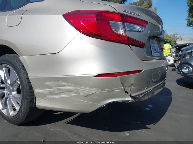 Honda l15be 2018 1HGCV1F13JA036637 Image 12
