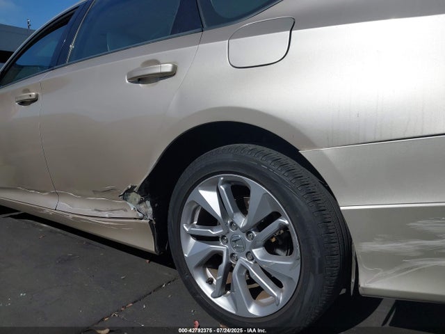 Honda l15be 2018 1HGCV1F13JA036637 Image 6