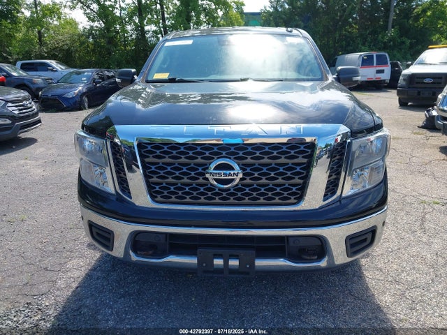 1N6AA1E59JN510750 Nissan Titan