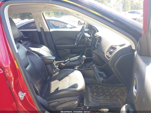 Jeep Compass 2018 3C4NJDCB7JT280897 Image 5