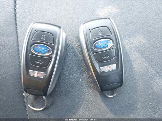 Subaru naturally aspirated 2016 JF2GPALC0G8336847 Image 11
