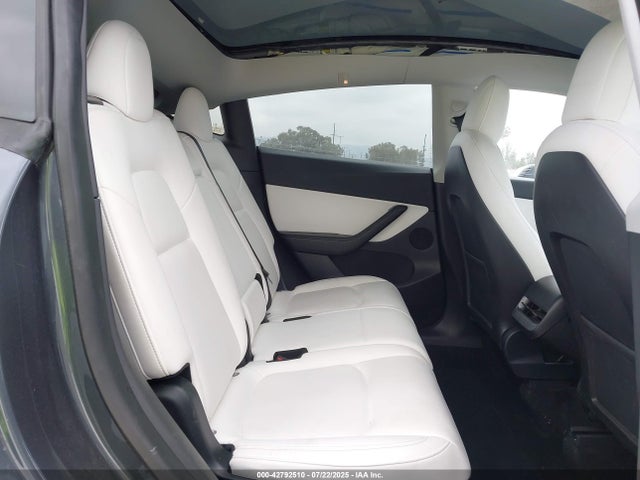 2022 TESLA MODEL Y 7SAYGAEE7NF406491 Photo 7