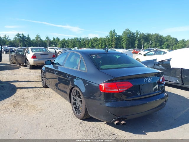 2011 AUDI A4 WAUBFAFL7BN042280 Photo 2