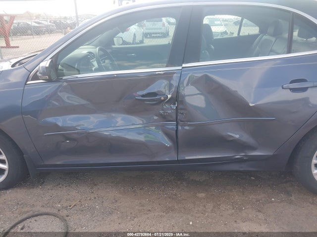 Chevrolet lkw 2015 1G11C5SL6FF327341 Image 6