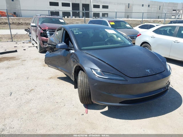 2025 TESLA MODEL 3 5YJ3E1EA8SF018305 Photo 0