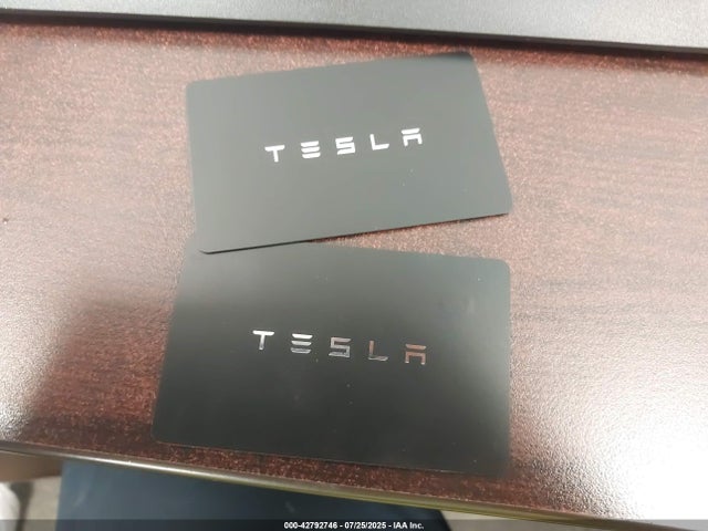 2025 TESLA MODEL 3 5YJ3E1EA8SF018305 Photo 10