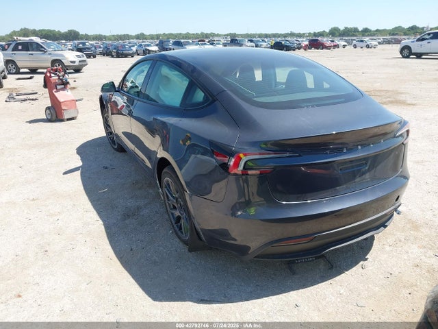 2025 TESLA MODEL 3 5YJ3E1EA8SF018305 Photo 2