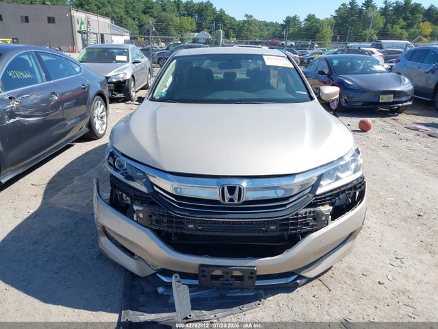 1HGCR2F34HA145632 Honda k24w1