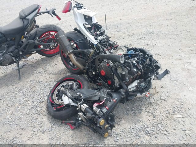 2020 SUZUKI GSX-R1000 JS1DM11BXL7100303