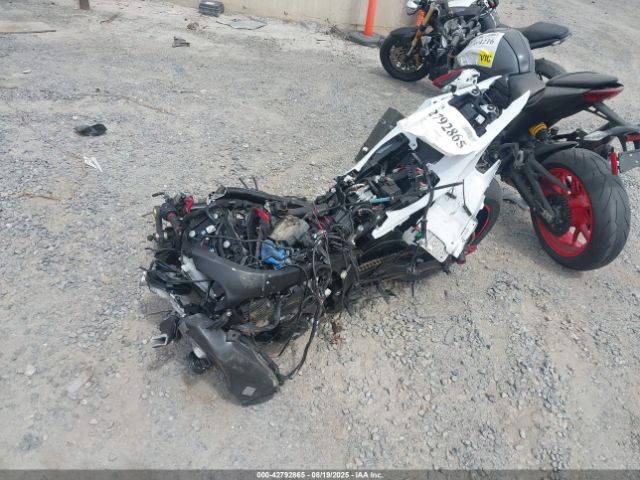 2020 SUZUKI GSX-R1000 JS1DM11BXL7100303 Photo 1