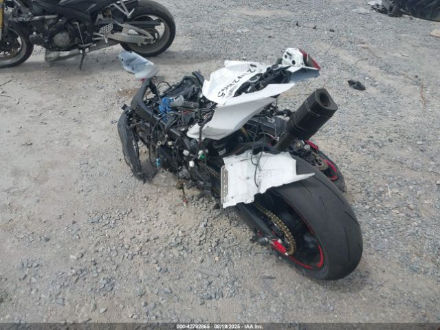 2020 SUZUKI GSX-R1000 JS1DM11BXL7100303 Photo 2