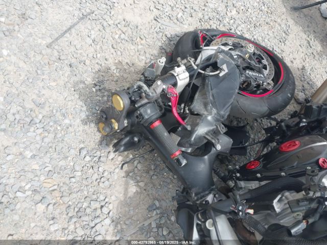 2020 SUZUKI GSX-R1000 JS1DM11BXL7100303 Photo 6