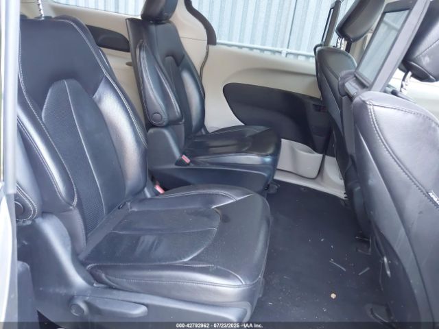 2022 CHRYSLER PACIFICA HYBRID 2C4RC1L74NR121544 Photo 7