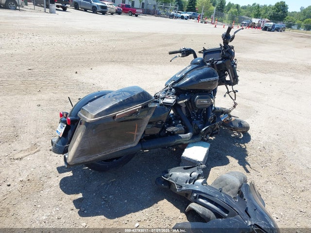 2019 HARLEY-DAVIDSON FLHXS 1HD1KRP19KB645236 Photo 3