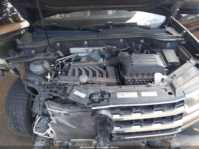 Volkswagen fsi 2018 1V2NR2CA5JC540213 Image 10