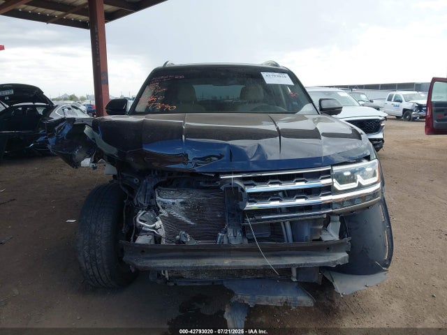 Volkswagen fsi 2018 1V2NR2CA5JC540213 Image 12