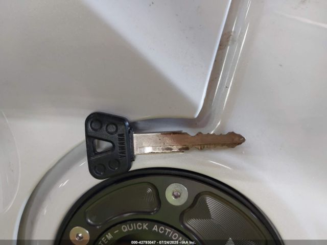 2016 YAMAHA YZFR1S JYARN42E3GA001247 Photo 10