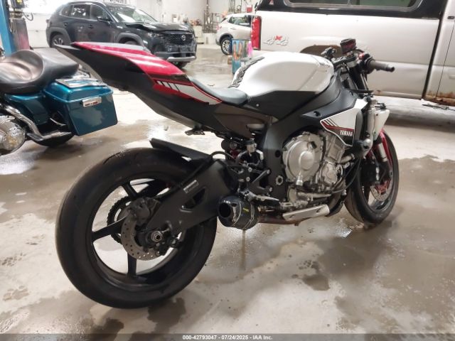 2016 YAMAHA YZFR1S JYARN42E3GA001247 Photo 3