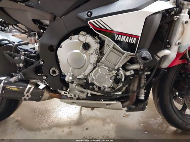 2016 YAMAHA YZFR1S JYARN42E3GA001247 Photo 7