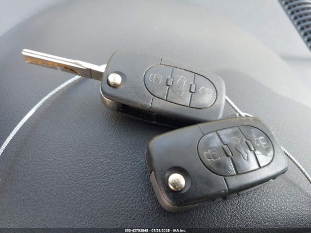 2004 AUDI TT TRUTC28N741010689 Photo 10