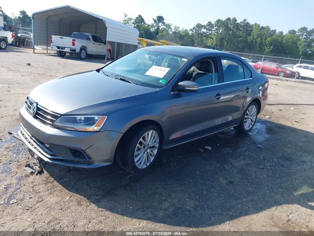 3VWD17AJ3FM229533 Volkswagen 1.8t