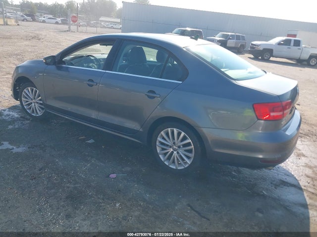 3VWD17AJ3FM229533 Volkswagen 1.8t