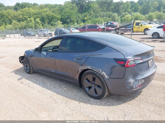 2023 TESLA MODEL 3 5YJ3E1EA1PF685157 Photo 2