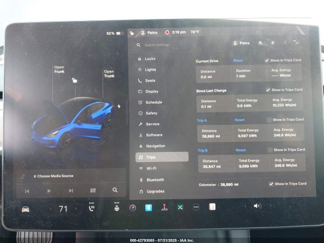 2023 TESLA MODEL 3 5YJ3E1EA1PF685157 Photo 6