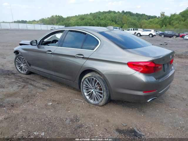 2018 BMW 540I WBAJE5C54JG918141 Photo 2