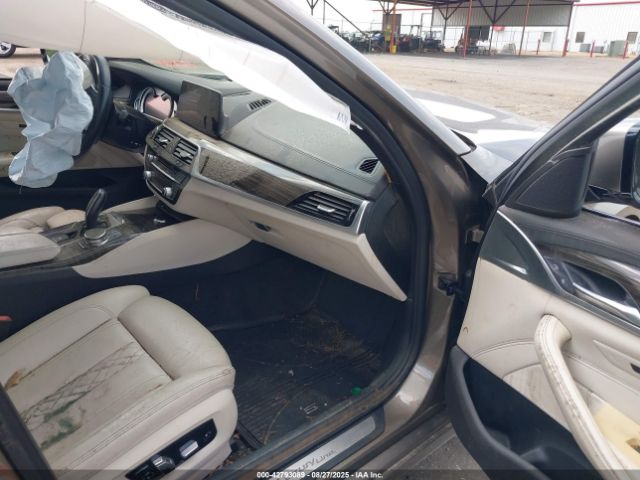 2018 BMW 540I WBAJE5C54JG918141 Photo 4