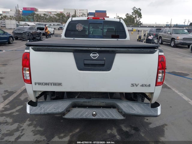 1N6AD0CWXGN757975 Nissan 2016
