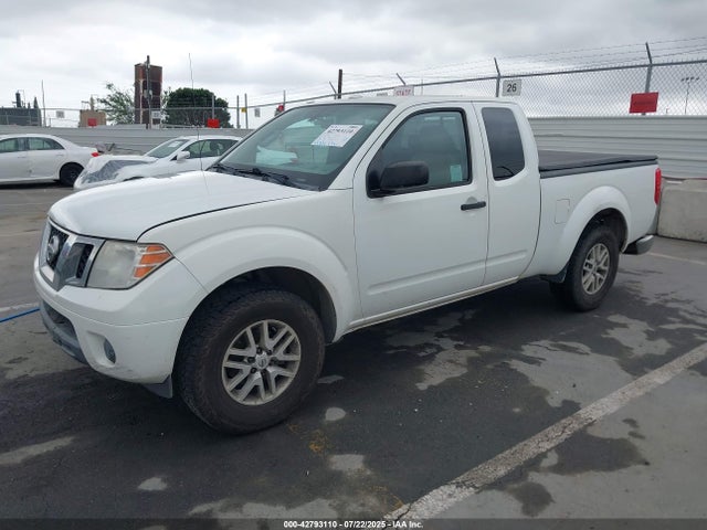 1N6AD0CWXGN757975 Nissan 2016