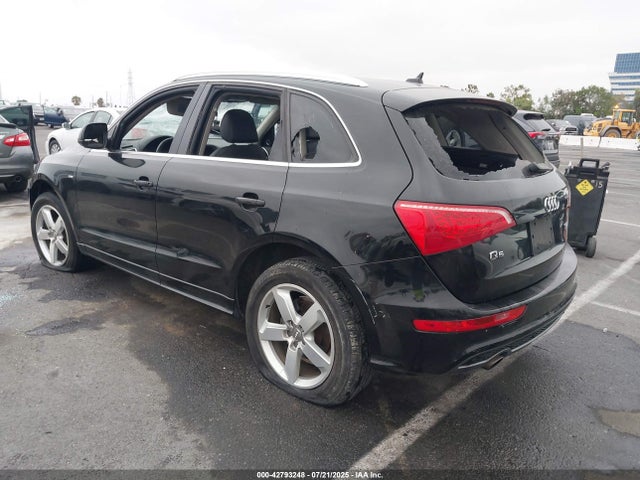 2011 AUDI Q5 WA1DKAFP6BA001604 Photo 2